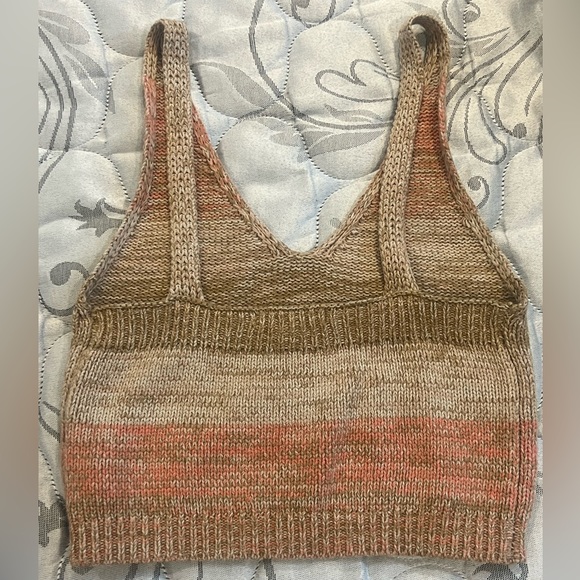 Forever 21 knit crop top - Picture 3 of 4